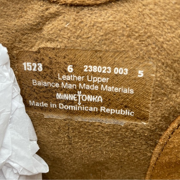 NWOT Minnetonka Blake Western Style Boot with Fringe, 6 - Picture 14 of 15